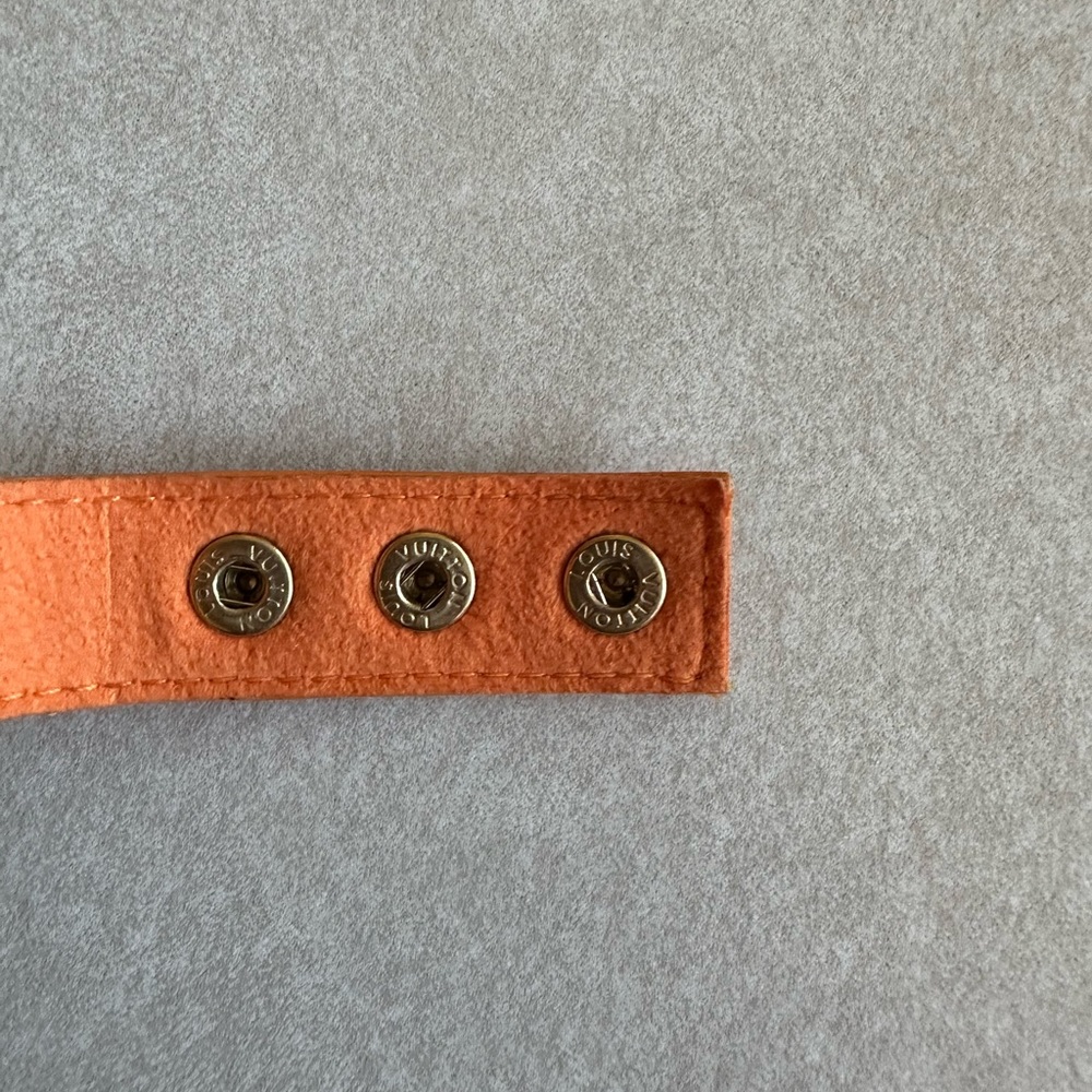 Loui Vuitton Authentic Leather women’s bracelet - Picture 3 of 4